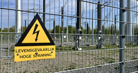 ‘Elektriciteitsnet in deel havengebied Vlissingen vol’