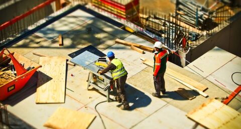 Zo zorg je voor alledaagse leer­mo­men­ten in de bouw